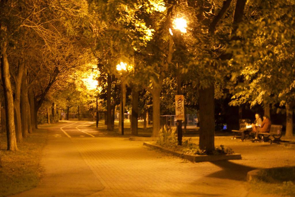 Gite L'Imprevu Montreal Bagian luar foto